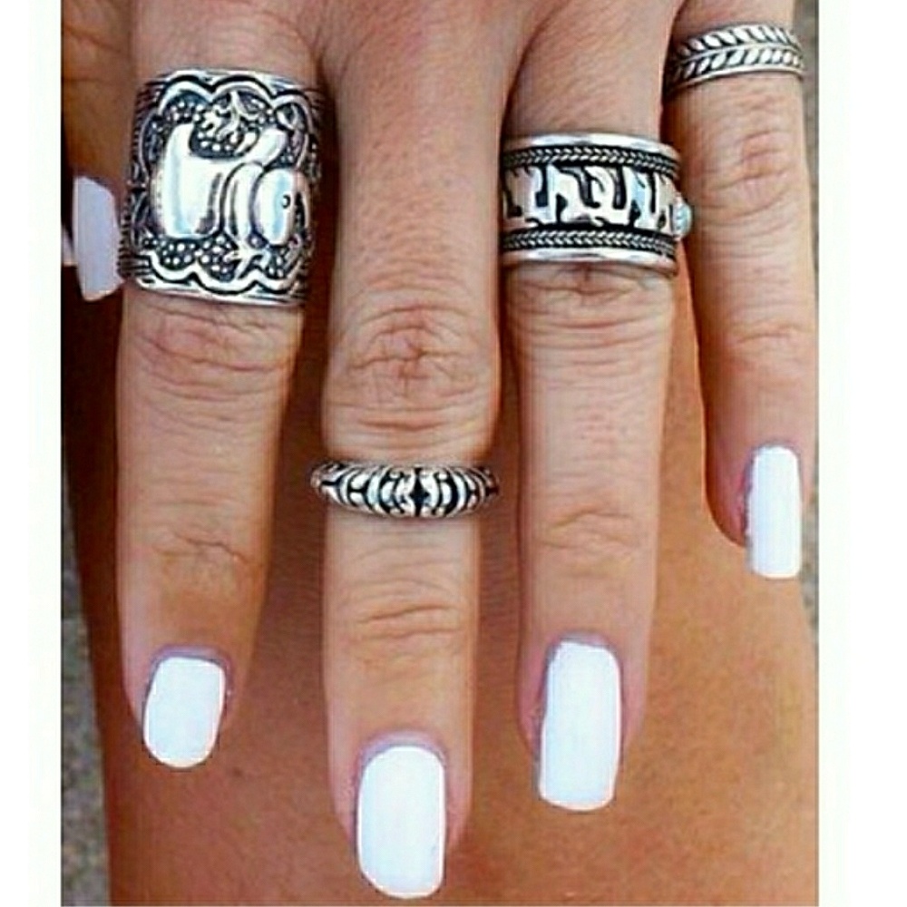 NEW-BOHEMIAN 4PC BOHO ANTIQUE SILVER RING SET - Picture 2 of 5
